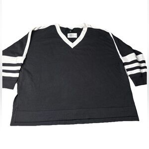 (SOLD)Torrid 4X Black Cozy Fleece Drop Shoulder Sweatshirt